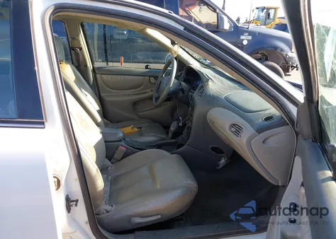 2000 Oldsmobile Alero Gls из США, поврежденный, VIN 1G3NF52E0YC331018